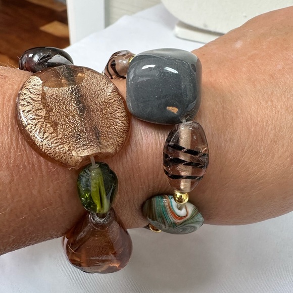 Glass and natural polished stone stretch style bracelets - Picture 6 of 9